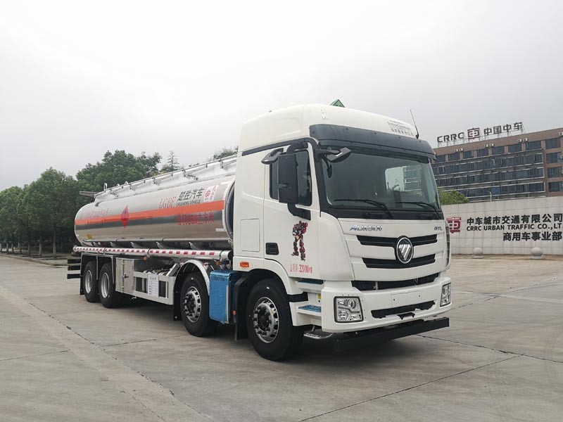 25.8方福田欧曼前四后八铝合金运油车