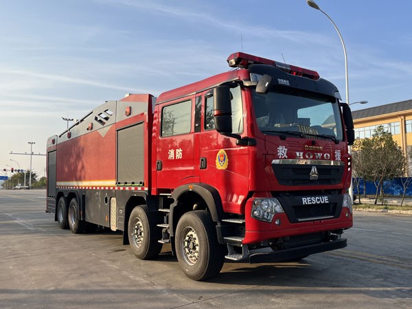 CSC5370GXFSG180/Z6型水罐消防车