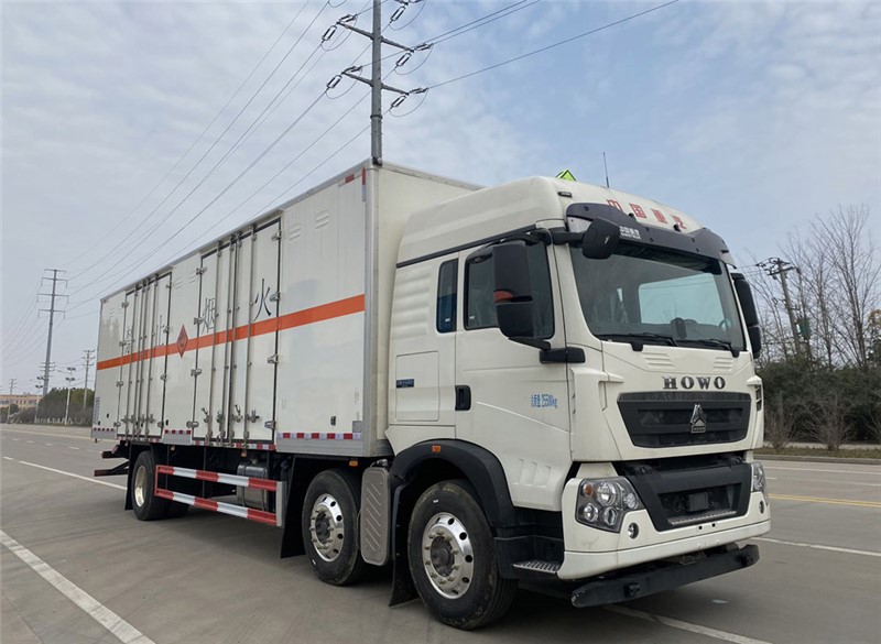 CSC5267XQYZ6型爆破器材运输车