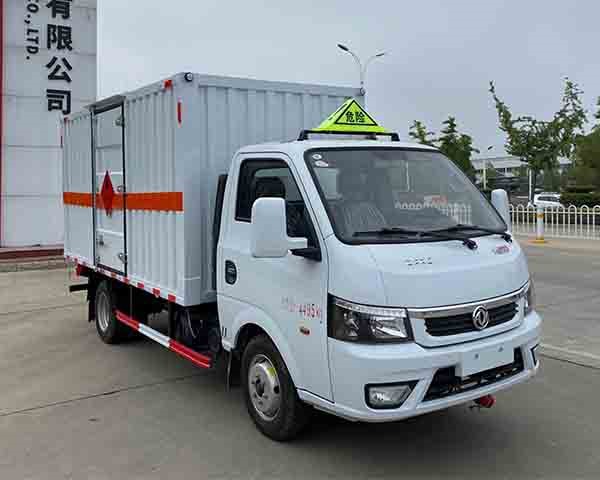 CSC5045XRQ6型易燃气体厢式运输车