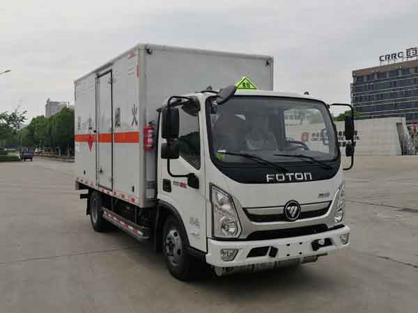 CSC5048XRQB6型易燃气体厢式运输车