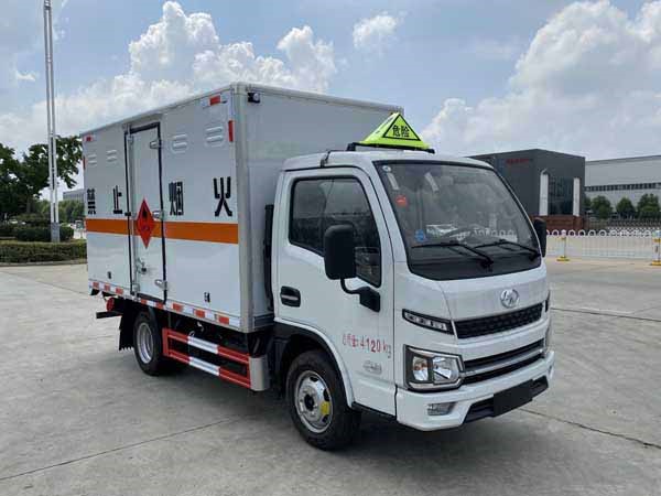 CSC5043XRQSH6型易燃气体厢式运输车
