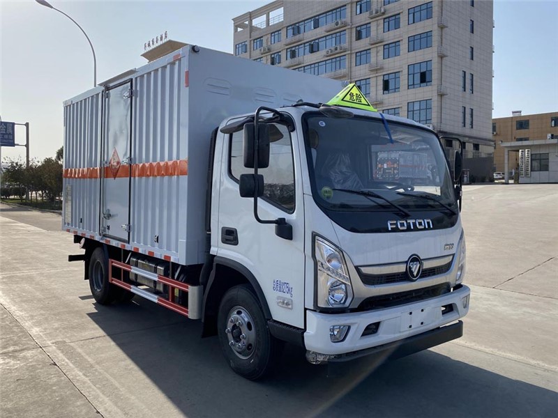 CSC5088XRQB6型易燃气体厢式运输车