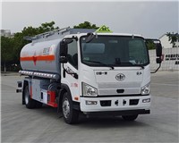 销往四川成都解放9.9方加油车下线发车